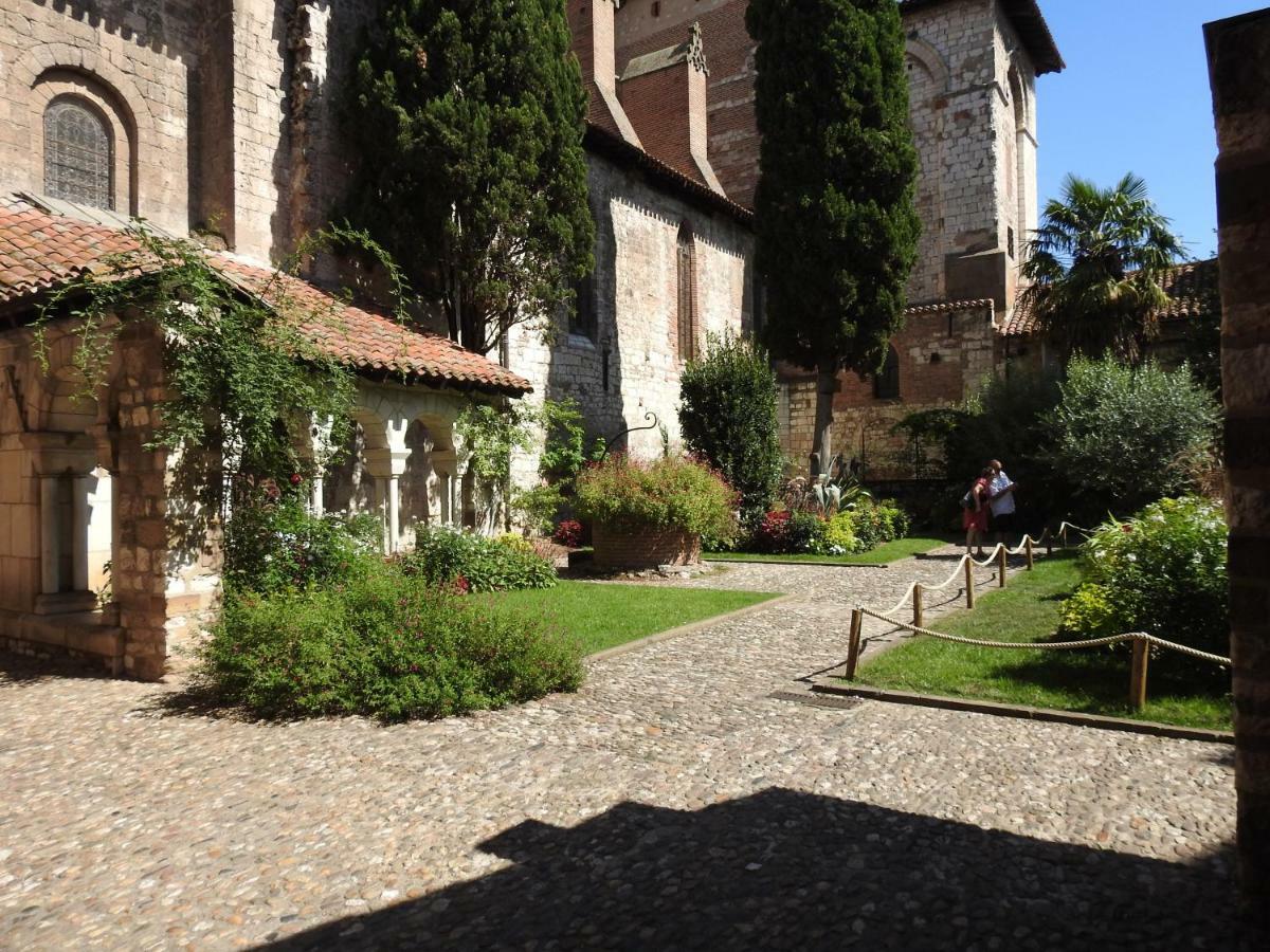 Appartement Dans Le Cloitre Saint Salvy A Albi. Exterior foto